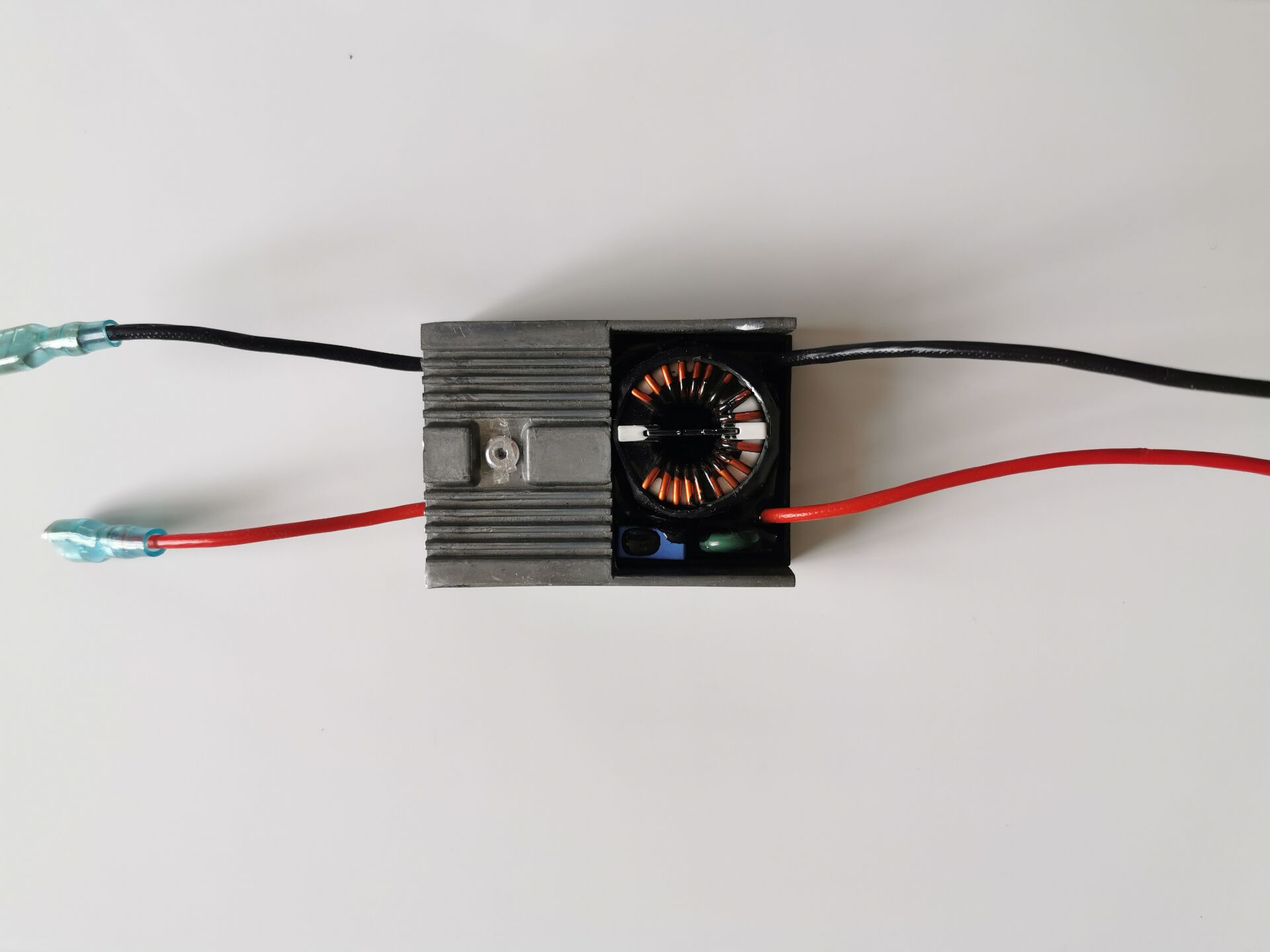 Brushless controller for cutting machine